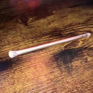 Urban Decay Naked 3 Eyeshadow Brush